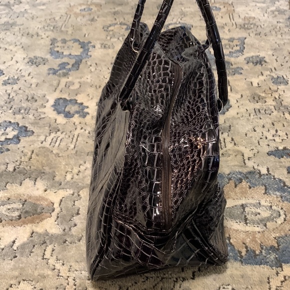 New Large Charcoal Faux patent leather alligator crocodile overnight bag handbag - Picture 2 of 3